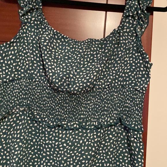 Dresses & Skirts - light sleeveless summer dress